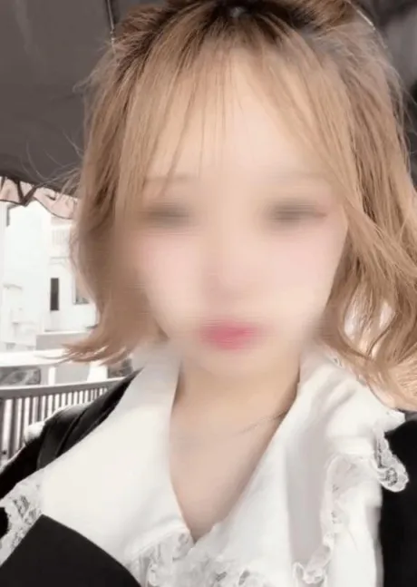 遅い時間ですがいます🎶
