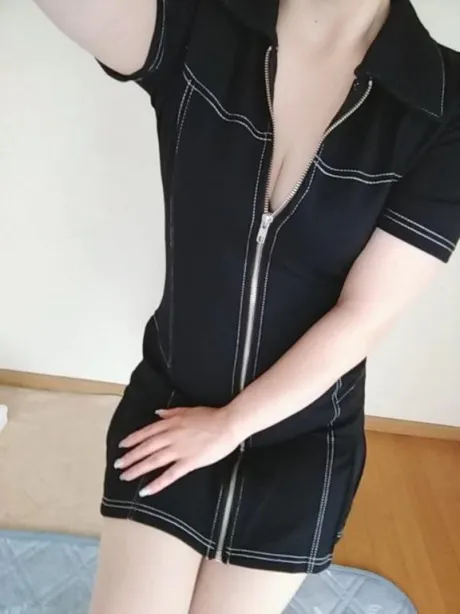さつき恋する人妻倶楽部