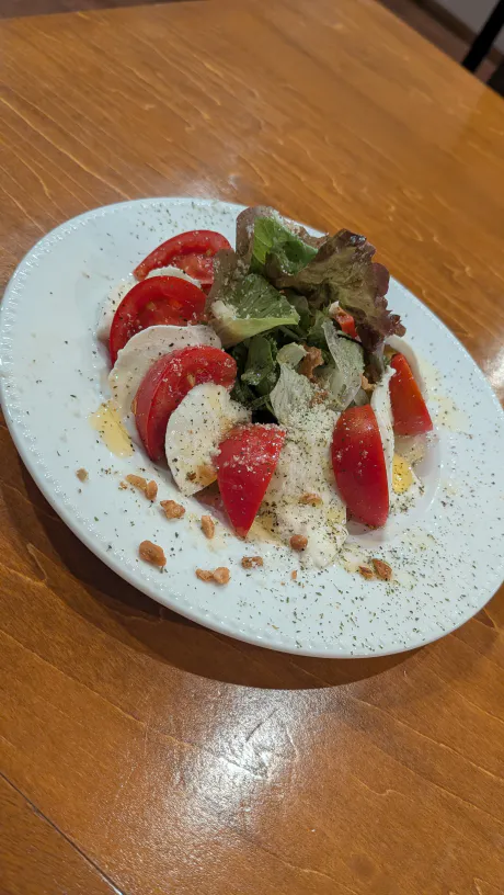 ドデカリボン🎀で肉を喰らう/メイ《業初》弘前