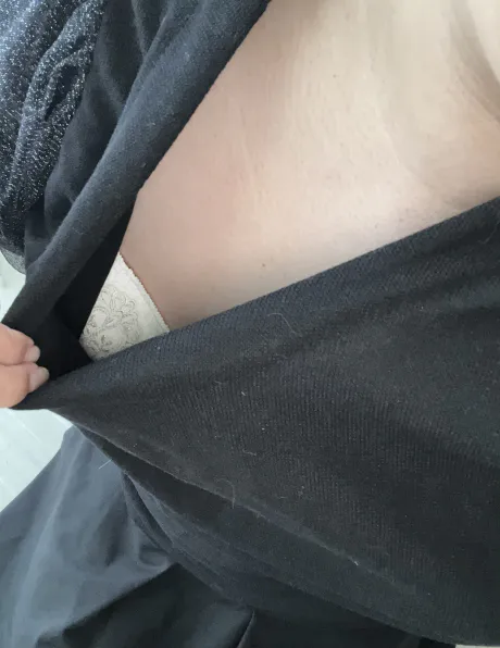 ねぇ…見ちゃった？/むつ店　つばき【個人企画】