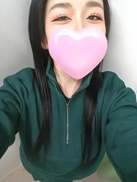 こんにちは☺️💕/みえ　奥様