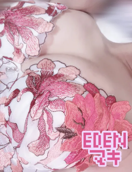 マキ【EDENコース】青森出勤EDEN