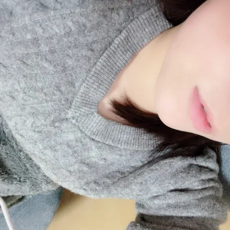 出勤したなり( ´-` )/かなめ