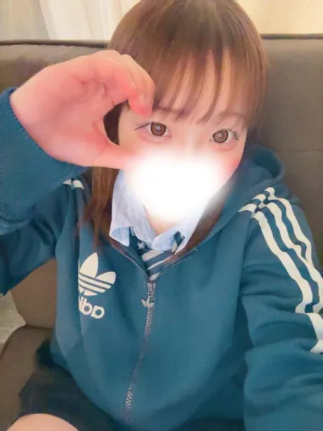 業界未経験　らいなロイヤルクラブ