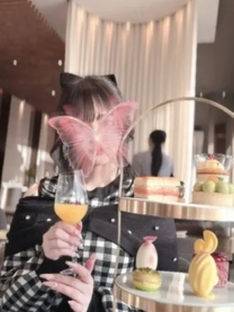 ヒナミ【弘前】距離感近めでねDINO～ディーノ～