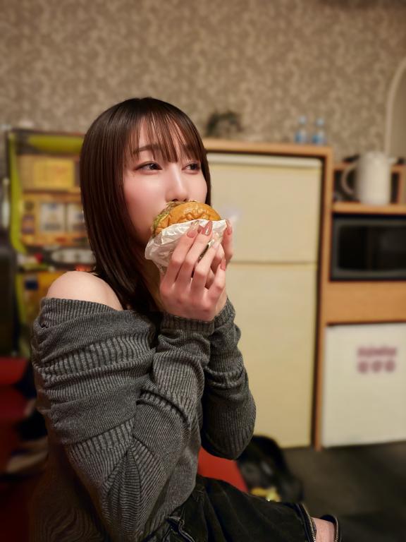 お礼💌 ̖́-‬えろムードどこ(´・-・`)❓