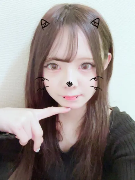 出勤してます！/新人　いちか