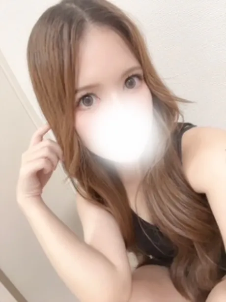 新人かやティアラ