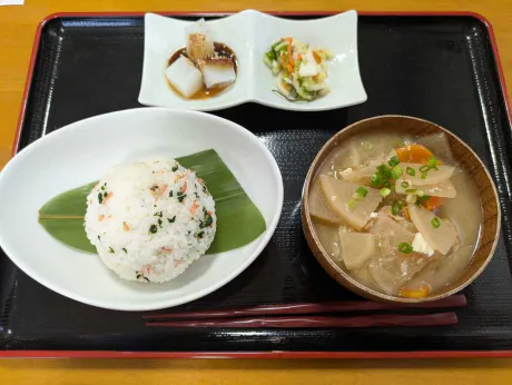 おはようございます 🍙💕