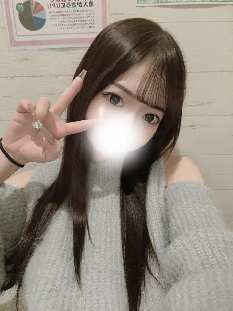 新人さらティアラ