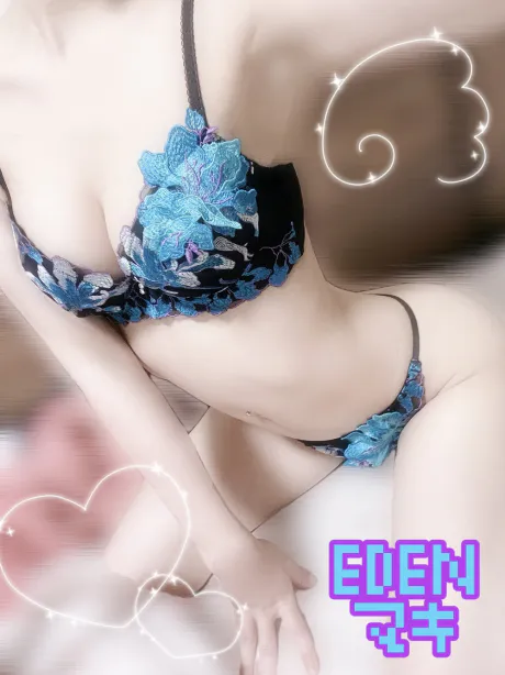 マキ【EDENコース】青森出勤EDEN