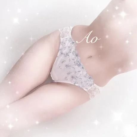 乾杯～🍻⸝⋆͛*/あお【魅惑の美BODY】