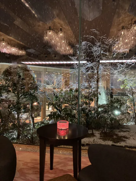 静かに心を向ける/エースみやび