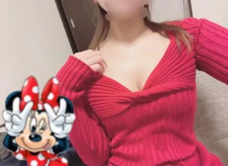 のこり🍑/ティアラ