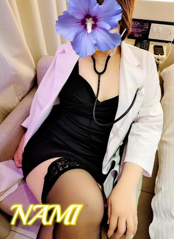 なみ人妻の楽園