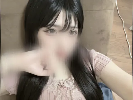 新人るあティアラ