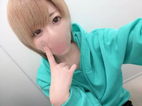 新人　りく素敵な女の子は好きですか?