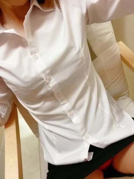 待機中です♡/佐々木仁紀(ささき　にき)