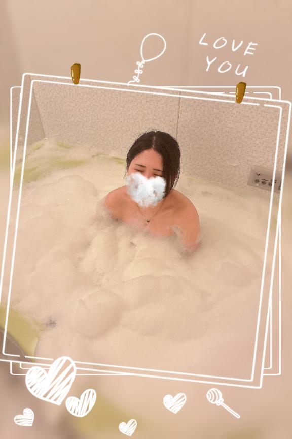 しおり素敵な女の子は好きですか?