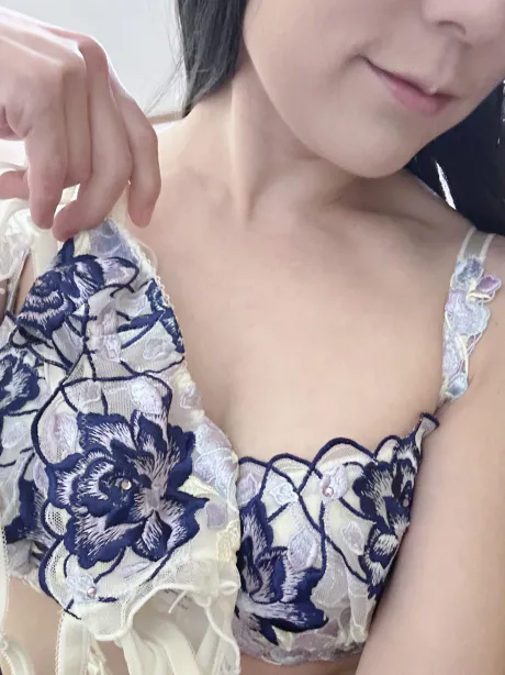 こんにちは/【人妻コース】ふゆか