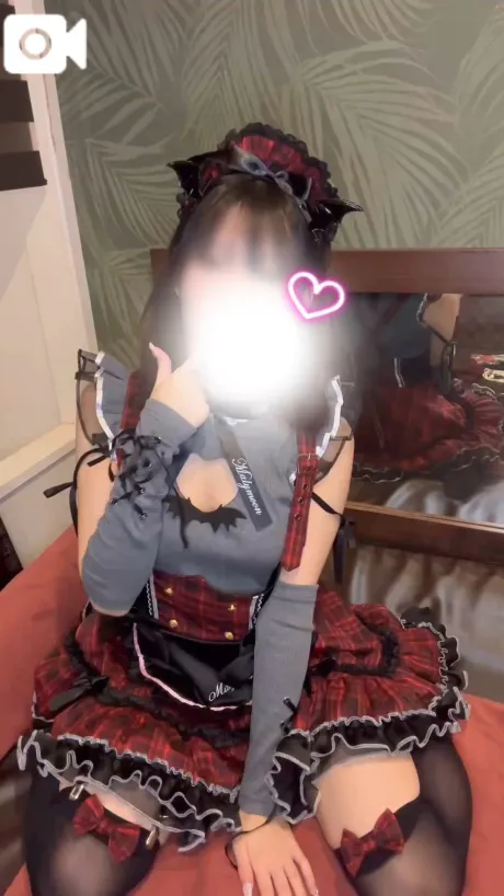 食べすぎて…ふとっ…て、ない⁉️/るる