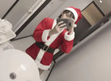 ゆあのブログ サンタ姿、どうかな？🎅✨