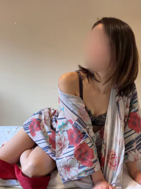 こんにちは 😘/はつね