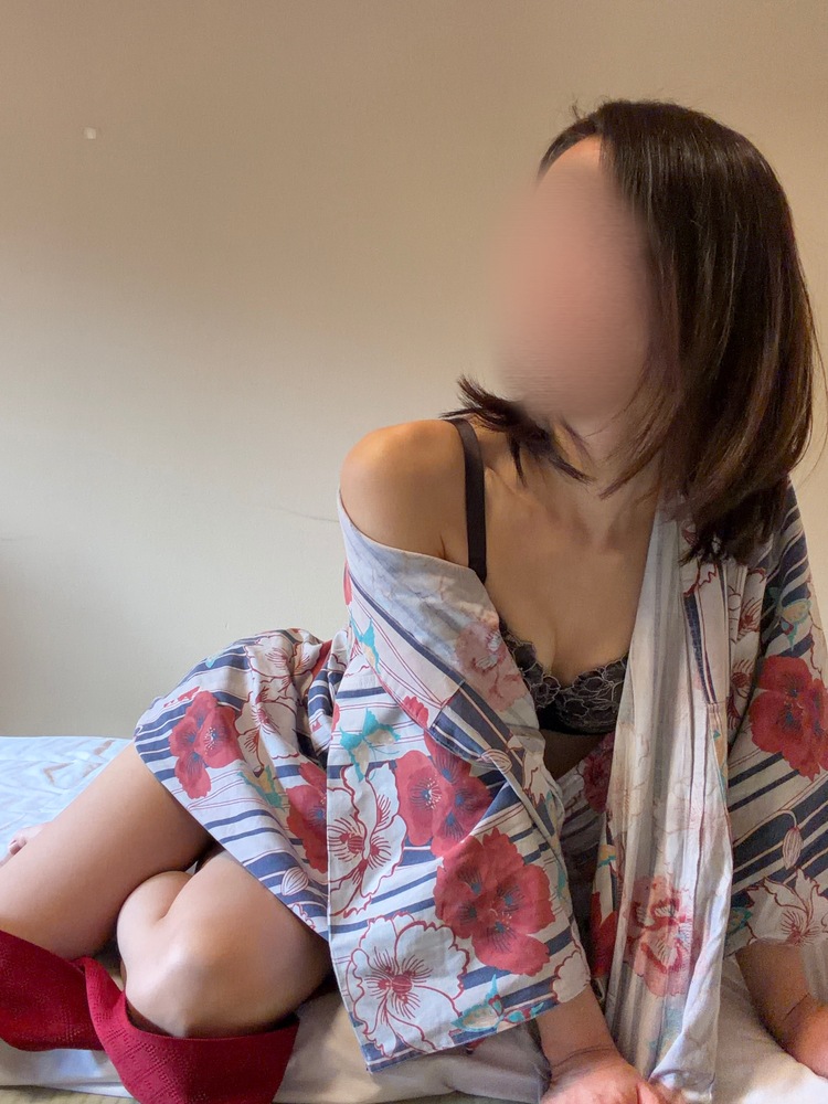 こんにちは 😘/はつね