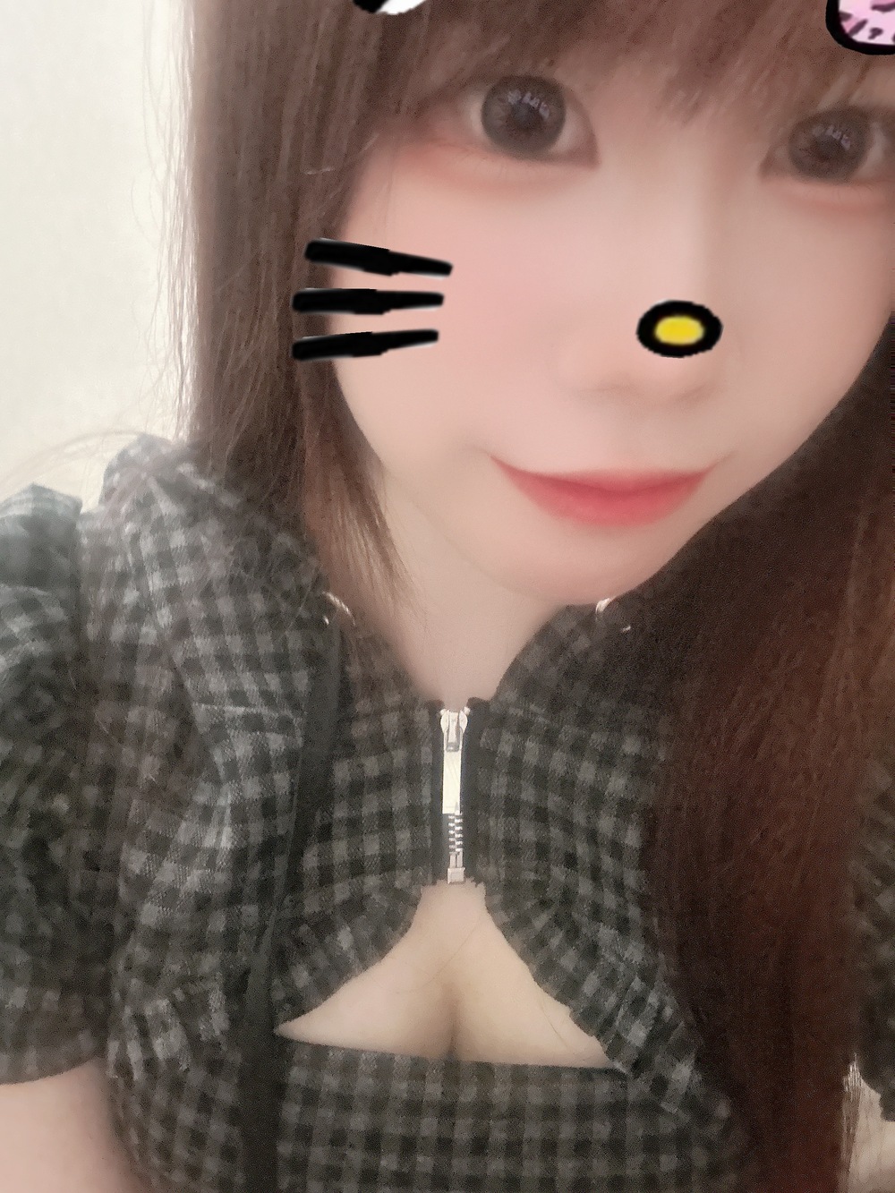 どこ見てる？？ 
