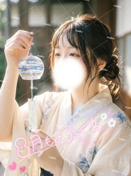 まいこ人妻の楽園