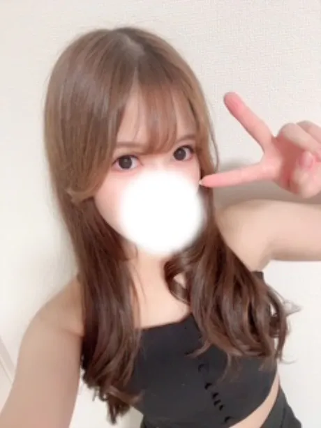 新人かやティアラ