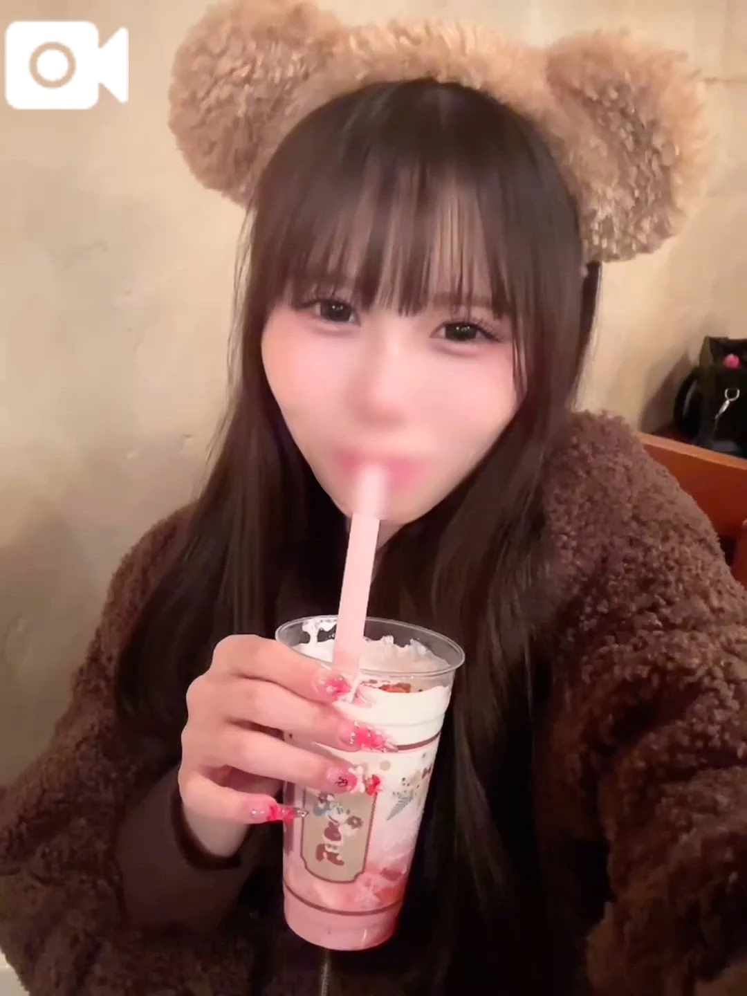 元気にかわいく出勤🥰