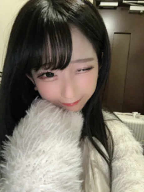 シュナ【青森】呼吸も思考も溶かしてあげるDINO～ディーノ～