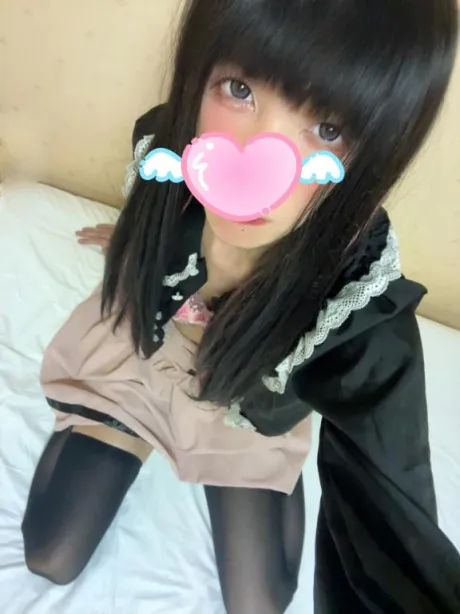 あとむ（ニューハーフ）人妻生レンタルーNTRー