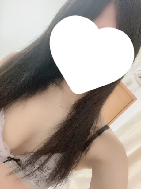 ［新人］りなMA CHERIE（マ シェリ）