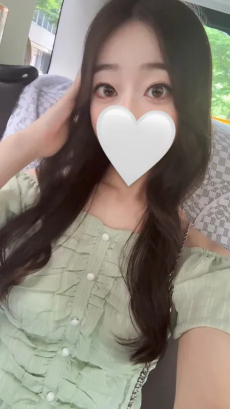 新人みあティアラ