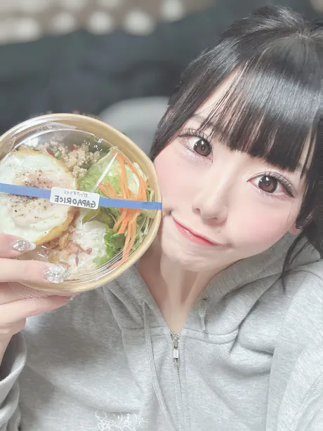 まろん　激カワ【青森】キューティーハニーズ