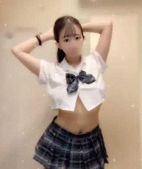 新人あゆなティアラ