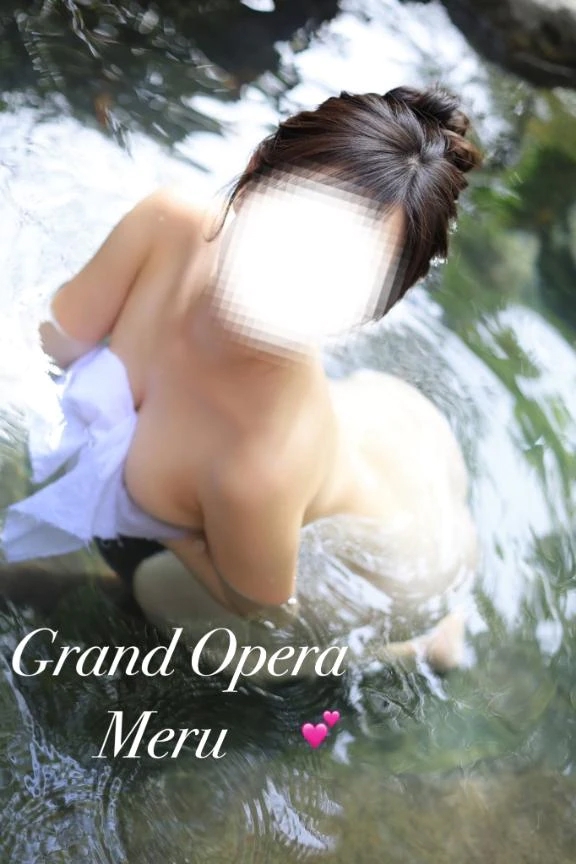 萌瑠(める)グランドオペラ福岡