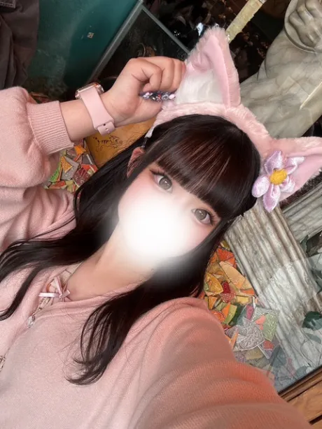 新人ゆりねティアラ