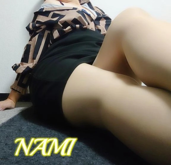 なみ人妻の楽園