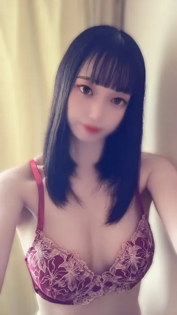 新人れいティアラ