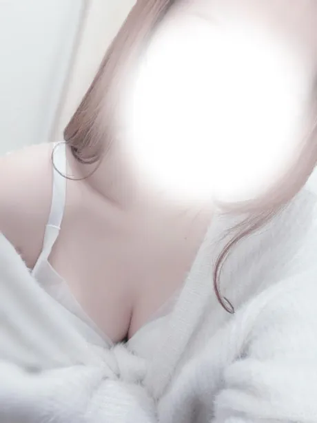 ふわふわ🤍/シオリ