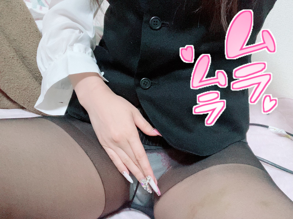 緊張しててもガチガチのおち〇ち〇 