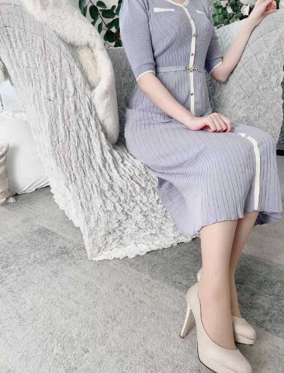 火曜は画面の前