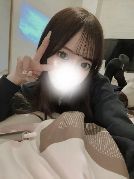 新人さらティアラ