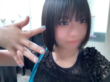 えれな素敵な女の子は好きですか?