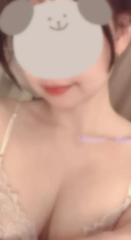 ︎︎☾*。