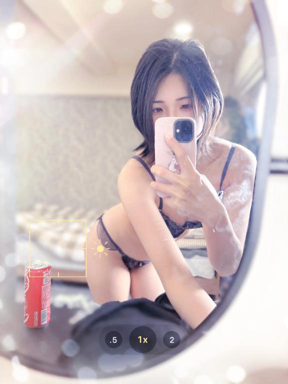 しおり素敵な女の子は好きですか?