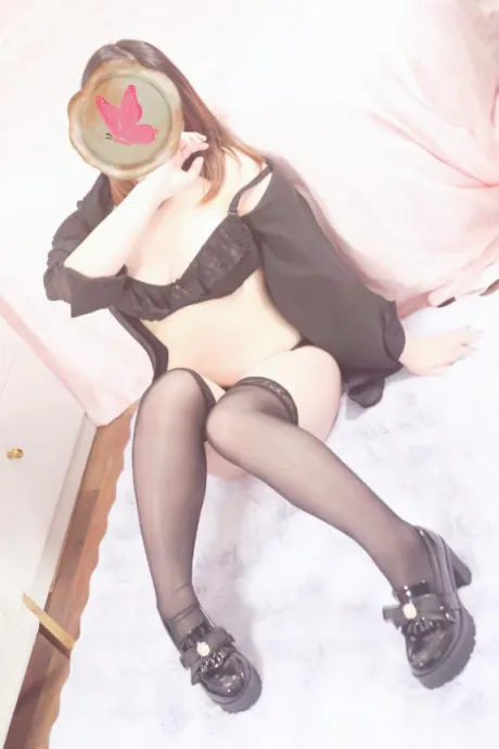 透けちゃう/サアヤ